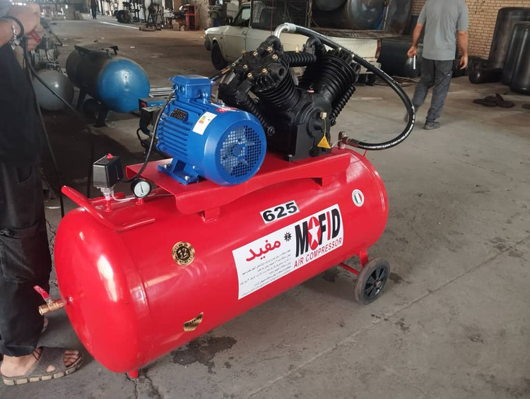 کمپرسور باد 625 لیتری 14 بار فشار مناسب برای سندبلاست
